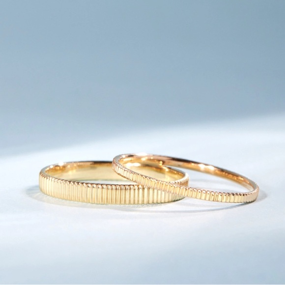 Catbird Jewelry Petite Gold Fountain Ring - Picture 5 of 16